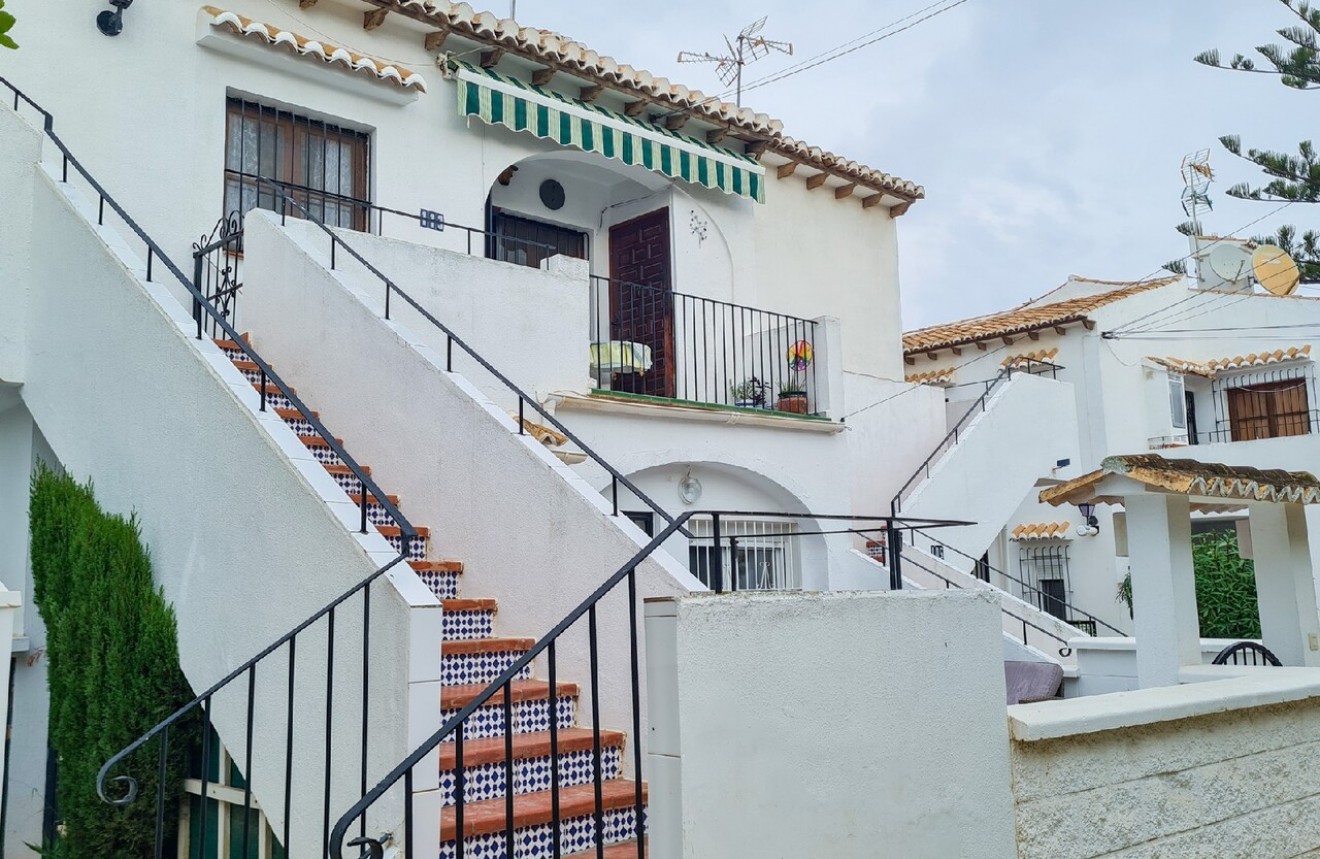 Resale - Apartment / flat -
Los Balcones - Costa Blanca