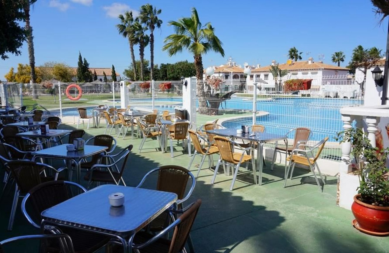 Aus zweiter Hand - Bungalow -
Torrevieja - Lago Jardin