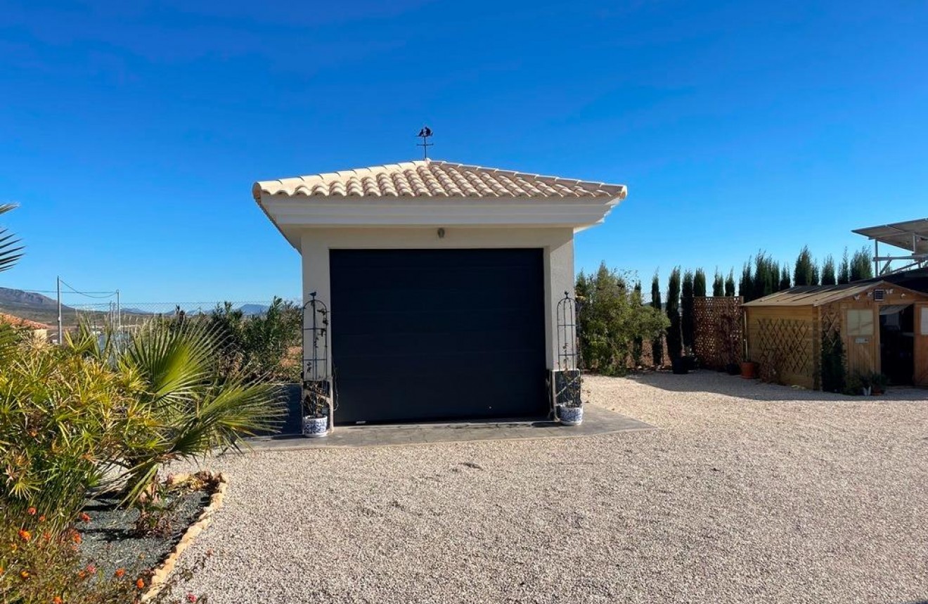 Neue Gebäude - Chalet -
Pinoso - Camino Del Prado