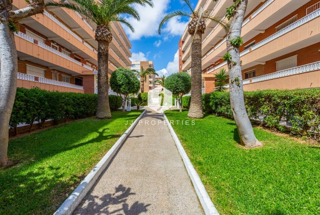 Z drugiej ręki - Mieszkanie w bloku -
Orihuela Costa - Punta Prima