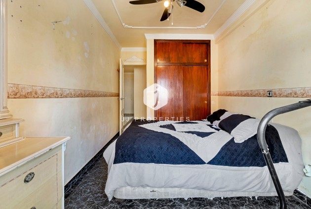 Z drugiej ręki - Mieszkanie w bloku -
Orihuela Costa - Punta Prima