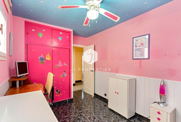 Z drugiej ręki - Mieszkanie w bloku -
Orihuela Costa - Punta Prima