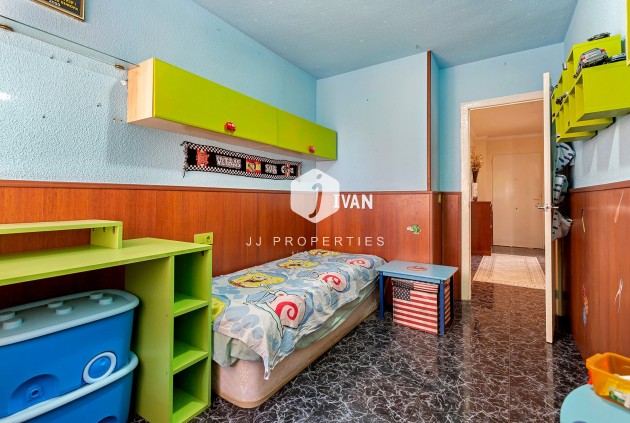 Z drugiej ręki - Mieszkanie w bloku -
Orihuela Costa - Punta Prima