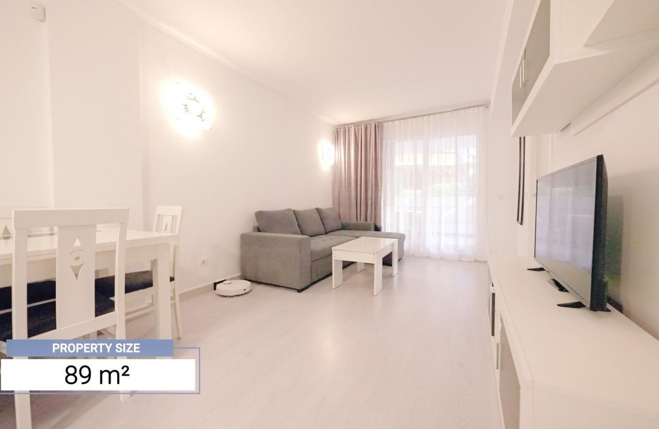 Resale - Apartment / flat -
Torrevieja - Punta prima