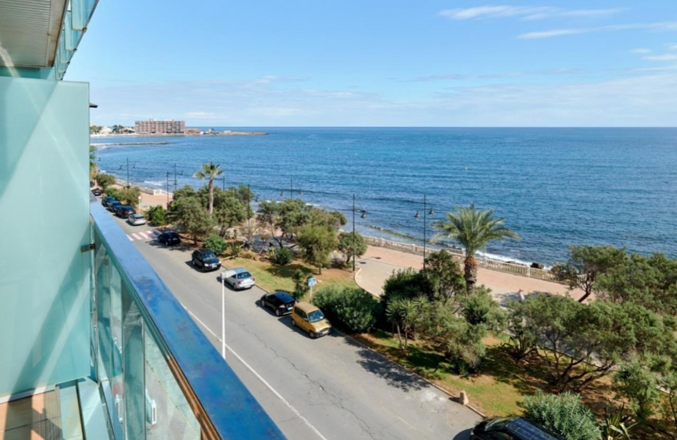 Resale - Apartment / flat -
Torrevieja - Playa del cura