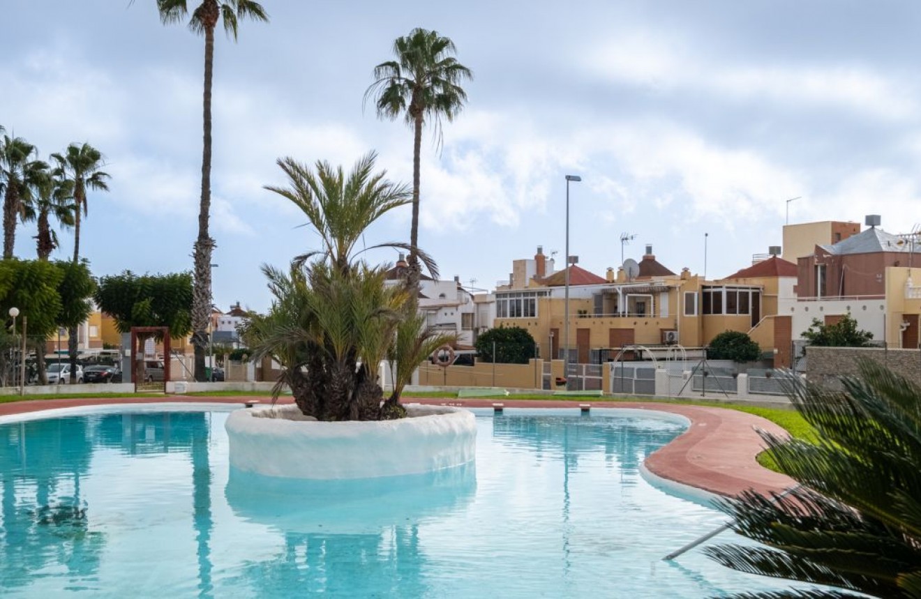 Aus zweiter Hand - Chalet -
Torrevieja - Costa Blanca