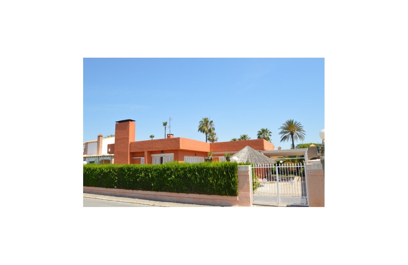 Segunda mano - Chalet -
Torrevieja - Costa Blanca