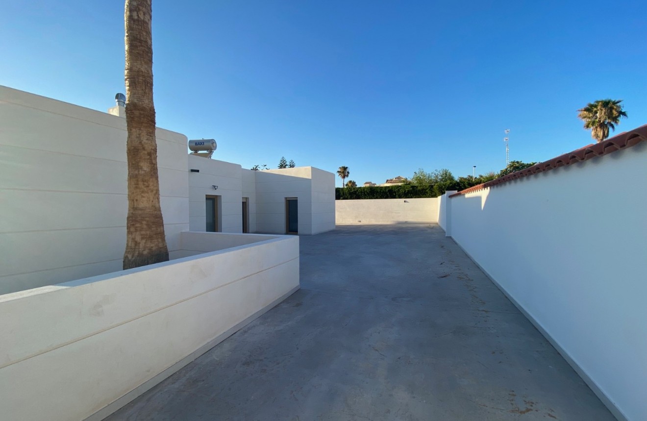 Segunda mano - Chalet -
Torrevieja - Costa Blanca