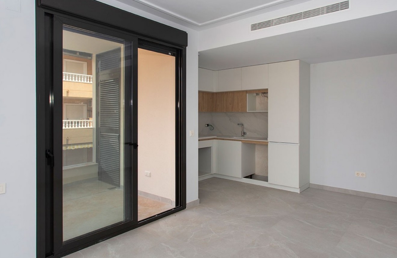 Tweedehands - Appartement / flat -
Torrevieja - Costa Blanca