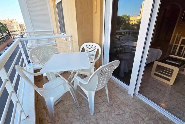 Aus zweiter Hand - Wohnung -
Torrevieja - Centro