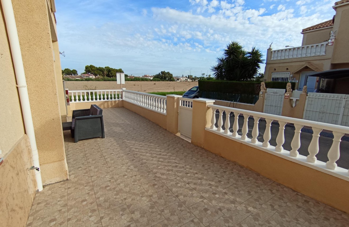 Aus zweiter Hand - Wohnung -
Torrevieja - El Limonar