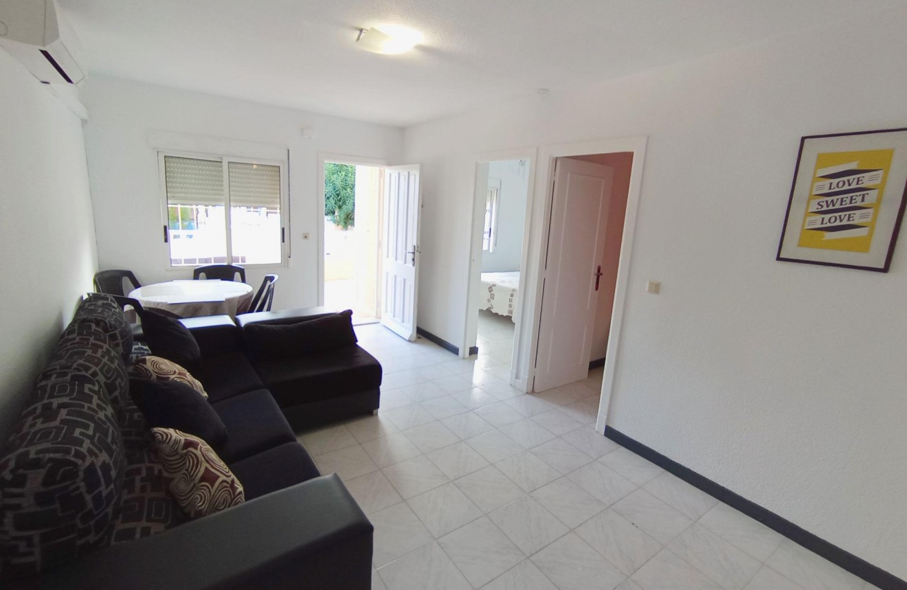 Aus zweiter Hand - Wohnung -
Torrevieja - El Limonar