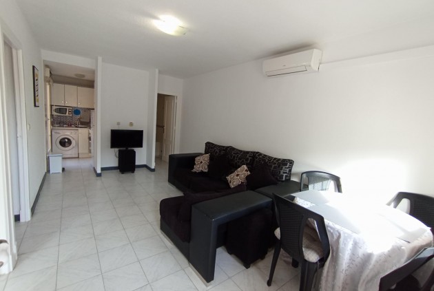 Aus zweiter Hand - Wohnung -
Torrevieja - El Limonar