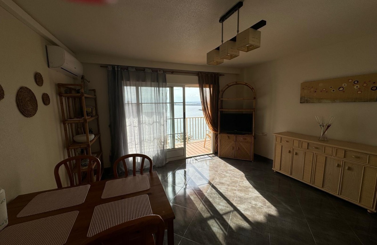 Resale - Apartment / flat -
Torrevieja - Playa del Cura