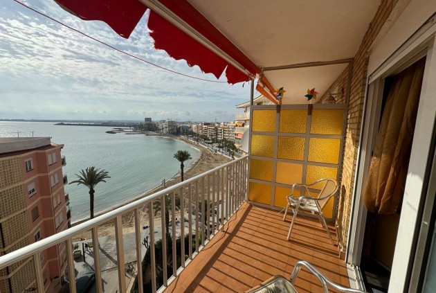 Resale - Apartment / flat -
Torrevieja - Playa del Cura