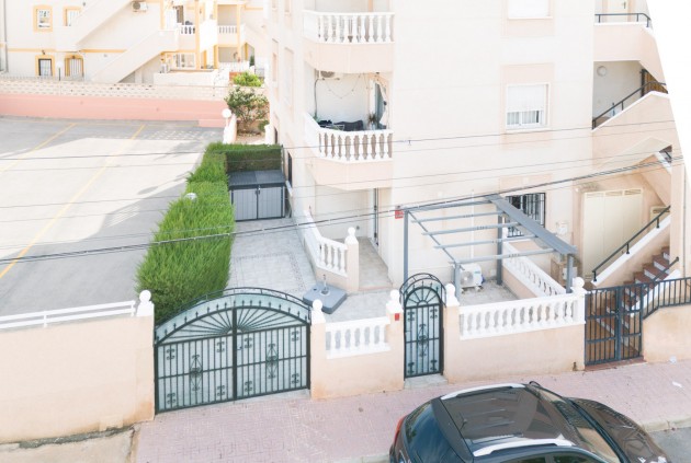 Tweedehands - Appartement / flat -
Torrevieja - Costa Blanca