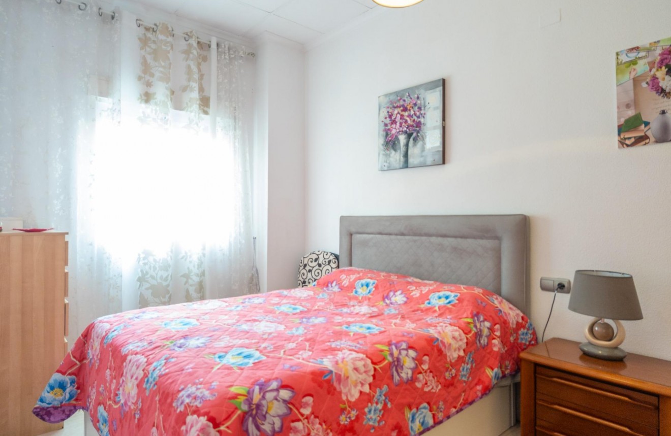 Aus zweiter Hand - Wohnung -
Torrevieja - Centro