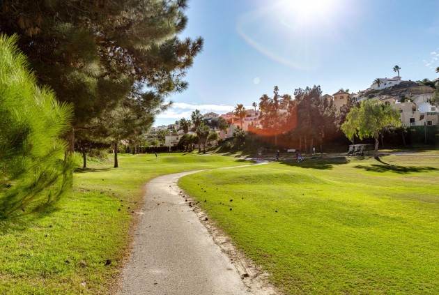 Z drugiej ręki - Szalet -
Ciudad Quesada - Costa Blanca