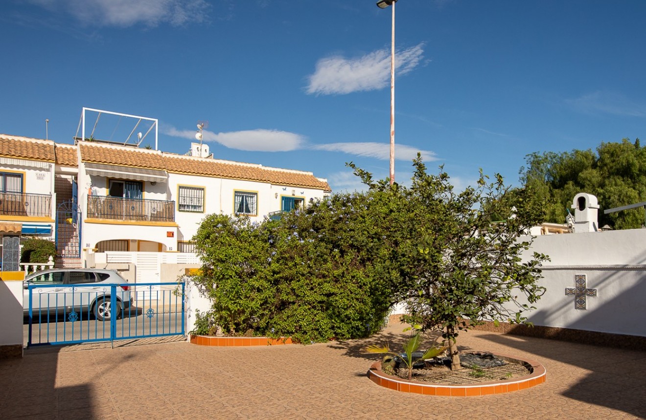 Segunda mano - Chalet -
Torrevieja - Costa Blanca