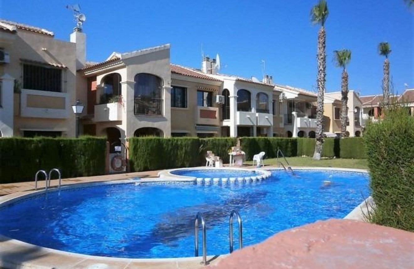 D'occasion - Bungalow -
Torrevieja - Torretas