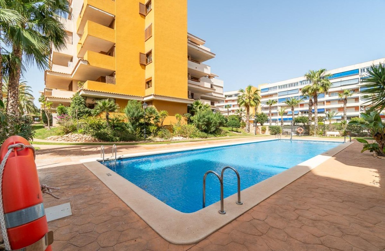 Aus zweiter Hand - Wohnung -
Torrevieja - Rocio Del Mar