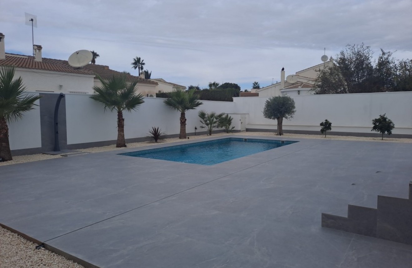 Resale - Chalet -
Ciudad Quesada - Costa Blanca