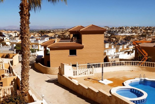 Segunda mano - Chalet -
Ciudad Quesada - Costa Blanca