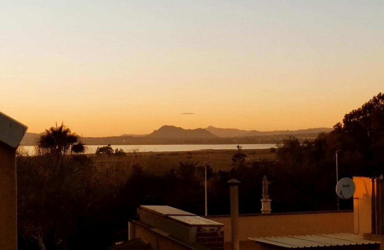 Segunda mano - Ático -
Torrevieja - La Mata