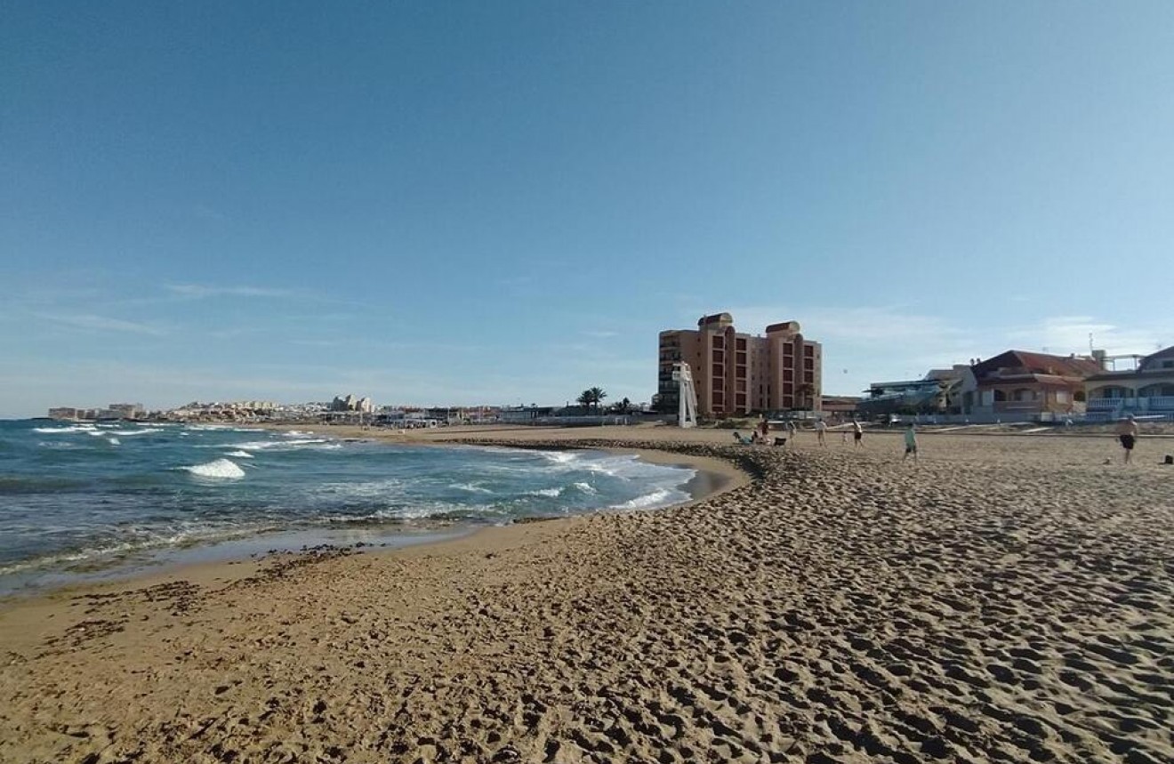 Segunda mano - Ático -
Torrevieja - La Mata