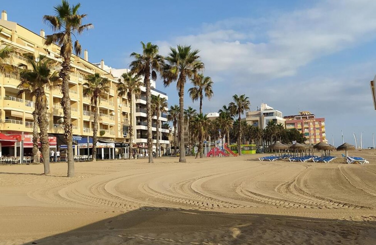 Segunda mano - Ático -
Torrevieja - La Mata