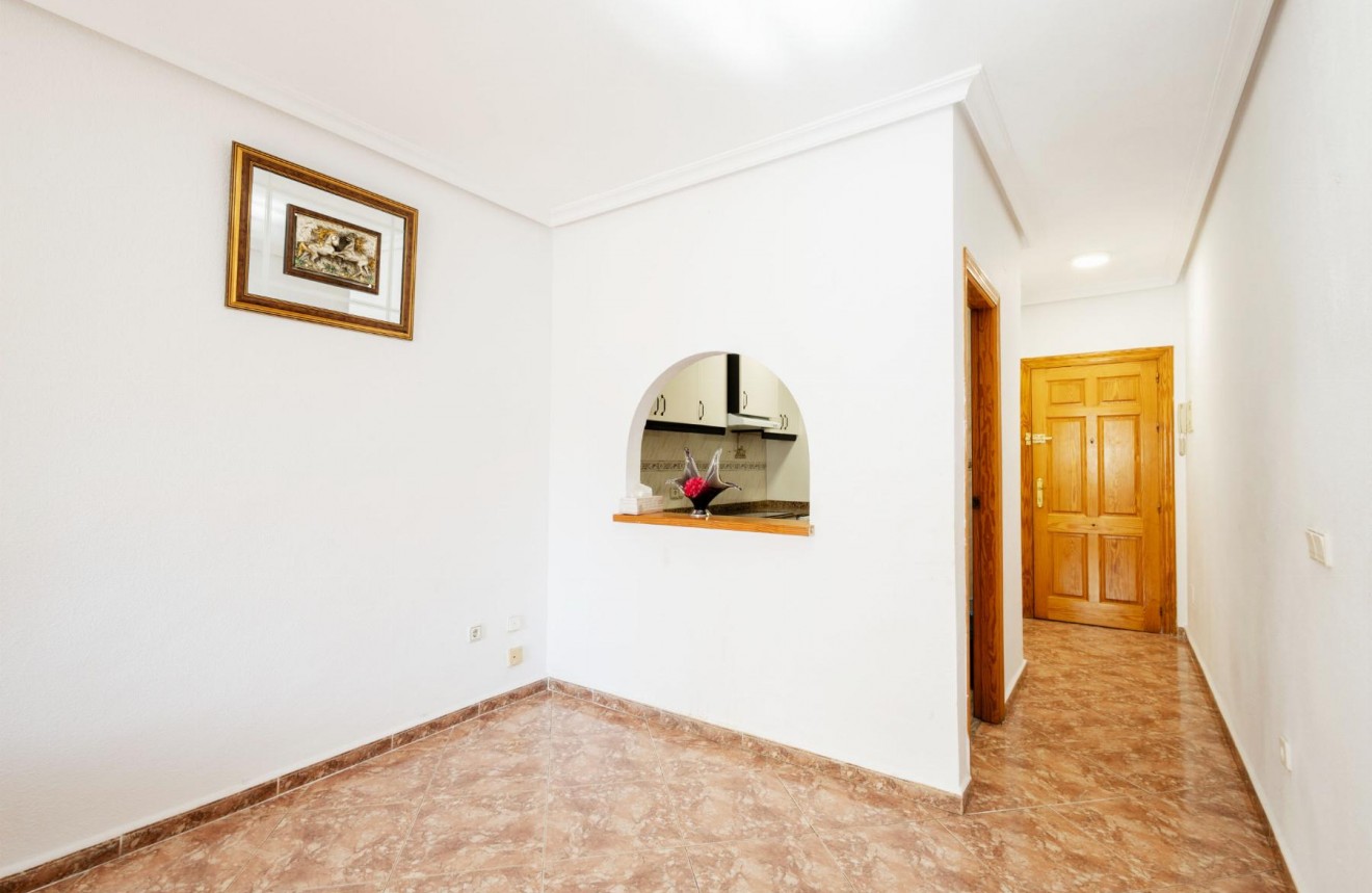 Resale - Apartment / flat -
Torrevieja - Costa Blanca