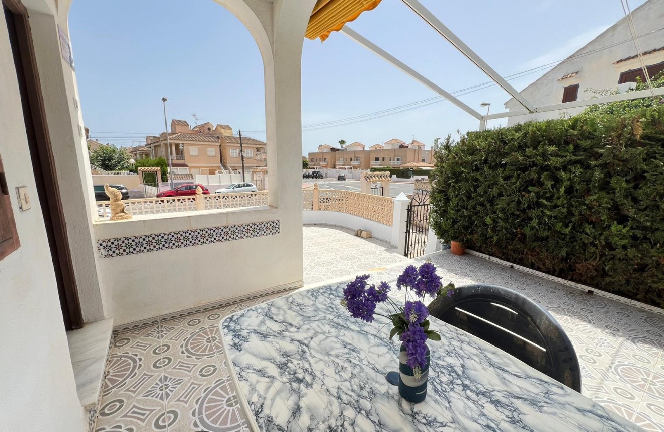 D'occasion - Bungalow -
Torrevieja - Torreblanca