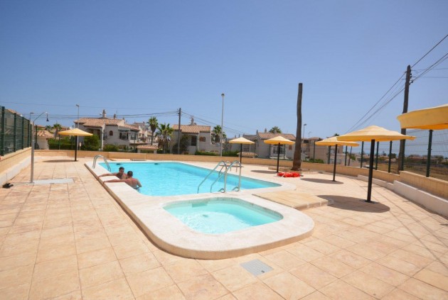 D'occasion - Bungalow -
Torrevieja - Torreblanca