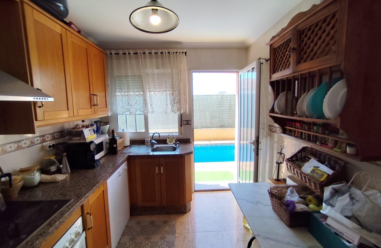 Resale - Chalet -
Torrevieja - Aguas Nuevas 1