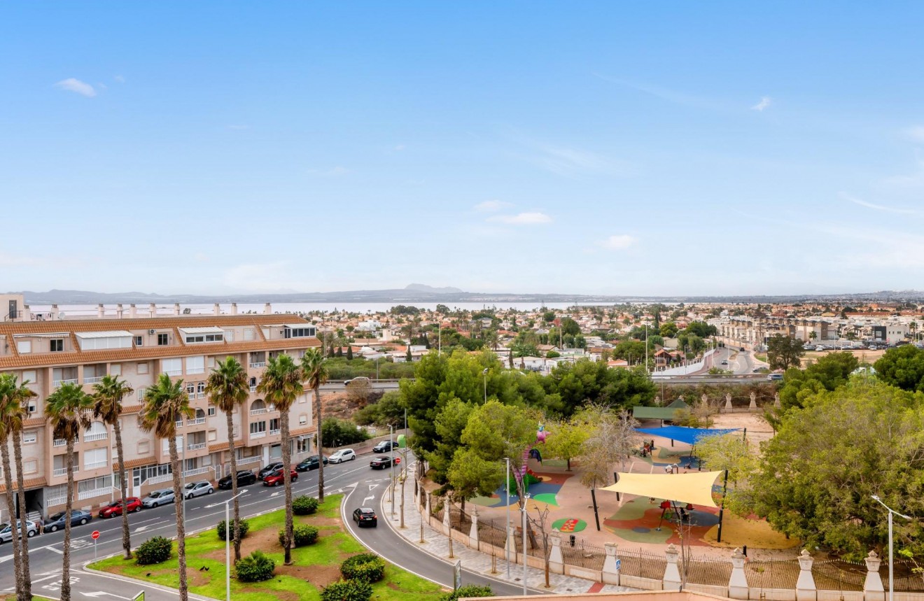 Resale - Apartment / flat -
Torrevieja - Parque las naciones