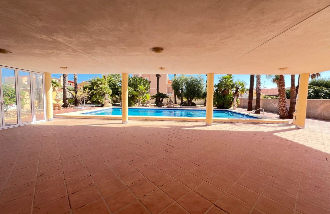 Resale - Chalet -
Torrevieja - Torreta Florida