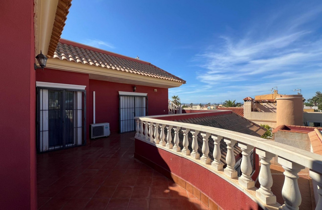 Resale - Chalet -
Torrevieja - Torreta Florida