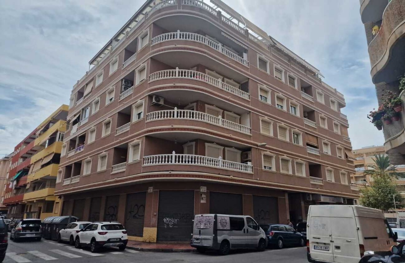 Tweedehands - Appartement / flat -
Torrevieja - Costa Blanca