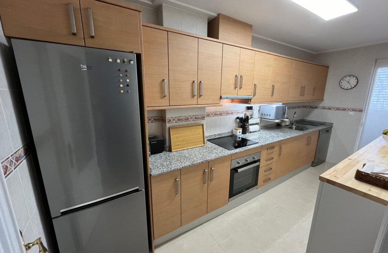 Tweedehands - Appartement / flat -
Almoradí - Inland