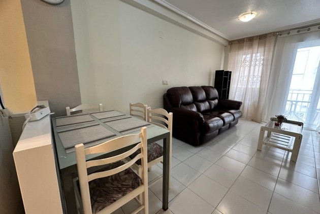 Segunda mano - Apartamento / piso -
Torrevieja - Playa del Cura