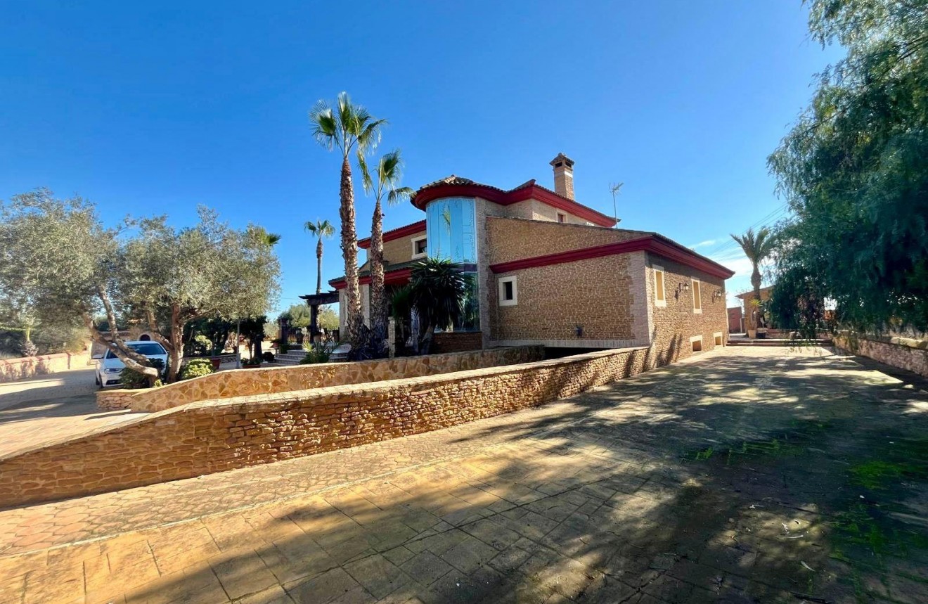 Resale - Chalet -
Rojales - La Vega Baja