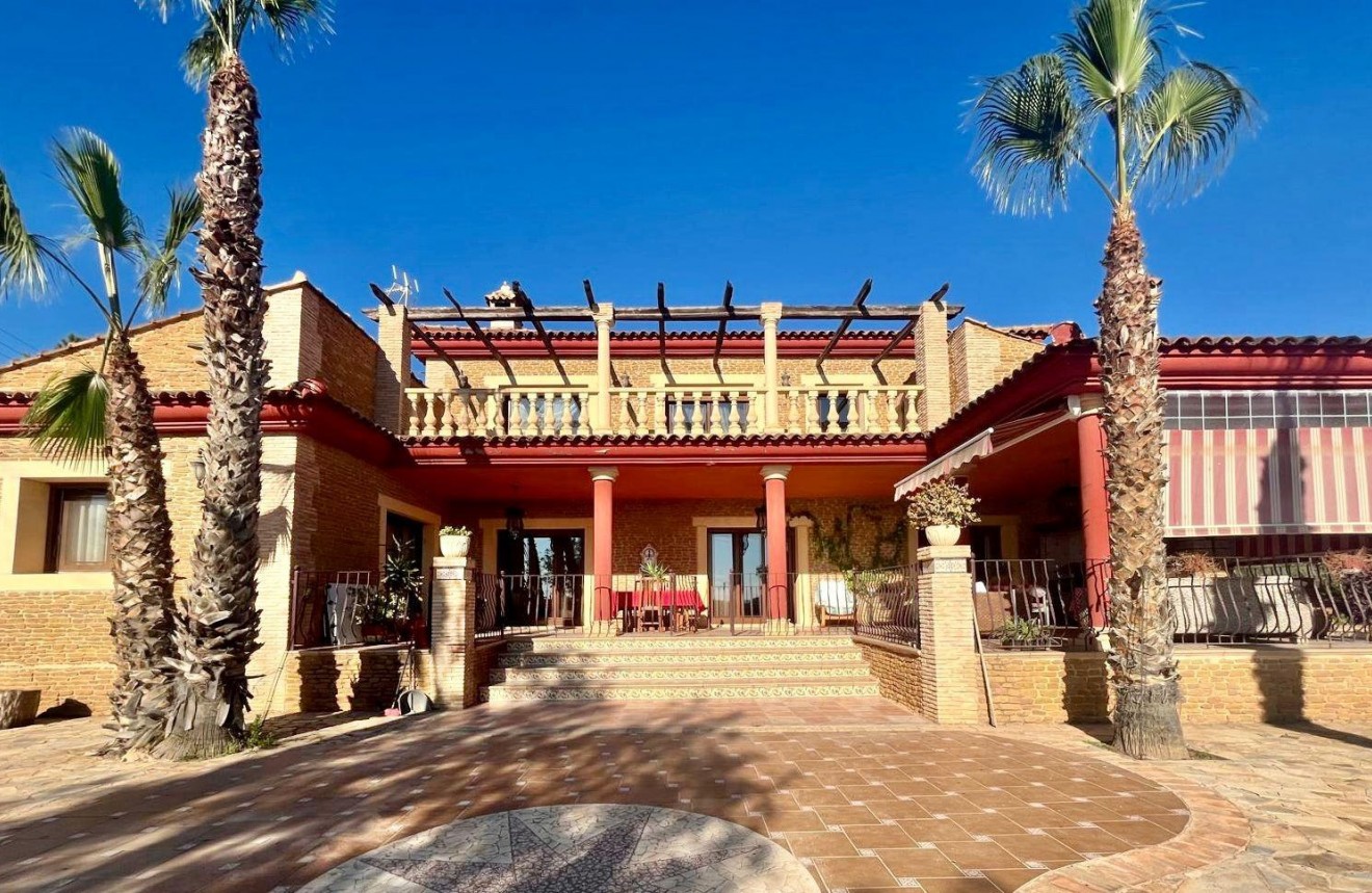 Resale - Chalet -
Rojales - La Vega Baja