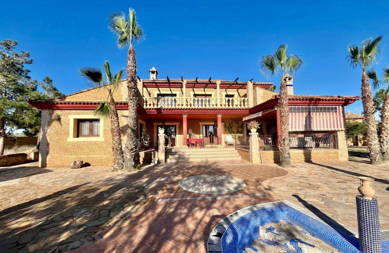 Resale - Chalet -
Rojales - La Vega Baja