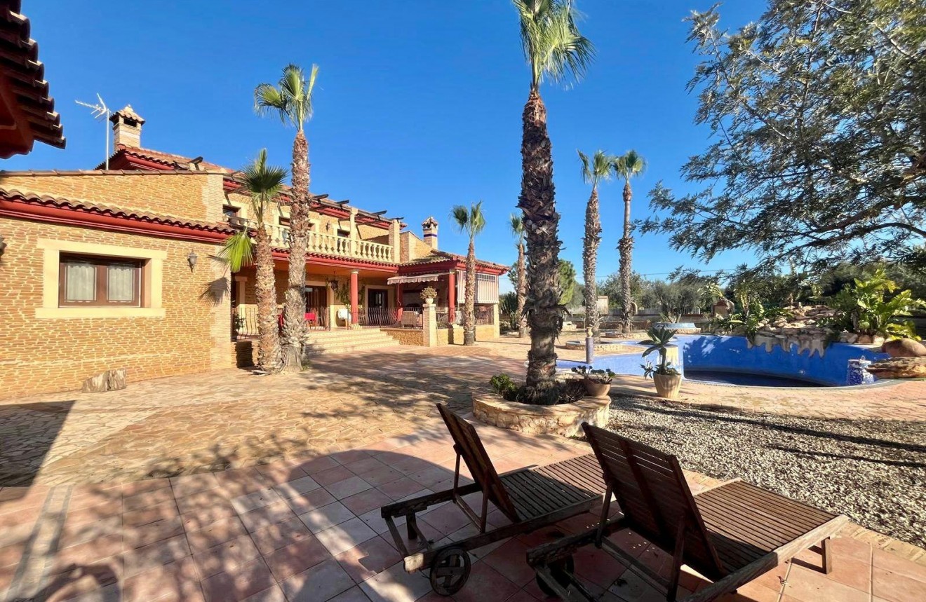 Resale - Chalet -
Rojales - La Vega Baja