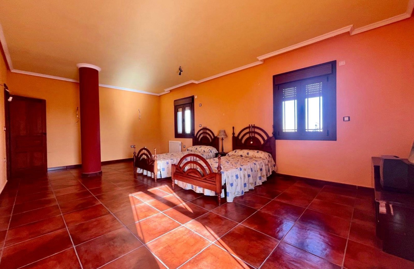 Resale - Chalet -
Rojales - La Vega Baja