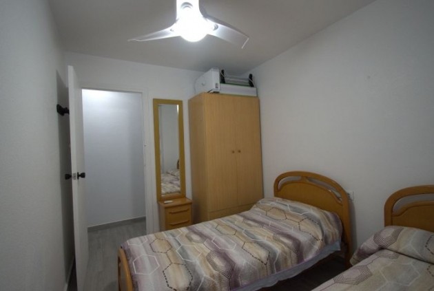 Tweedehands - Appartement / flat -
Torrevieja - Costa Blanca