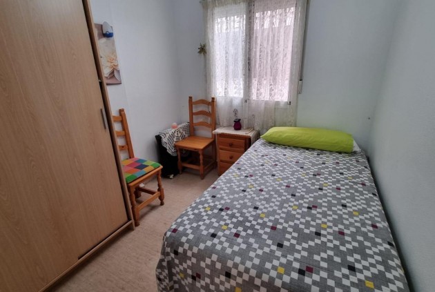 Segunda mano - Apartamento / piso -
Torrevieja - El molino