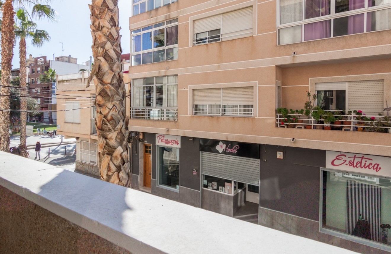 Segunda mano - Apartamento / piso -
Torrevieja - Costa Blanca