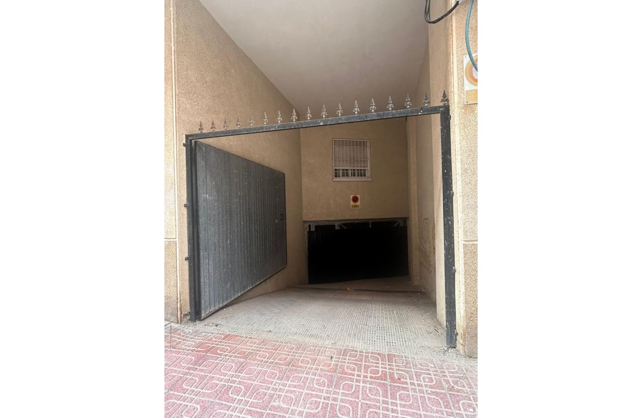 Segunda mano - Apartamento / piso -
Torrevieja - Playa del Cura