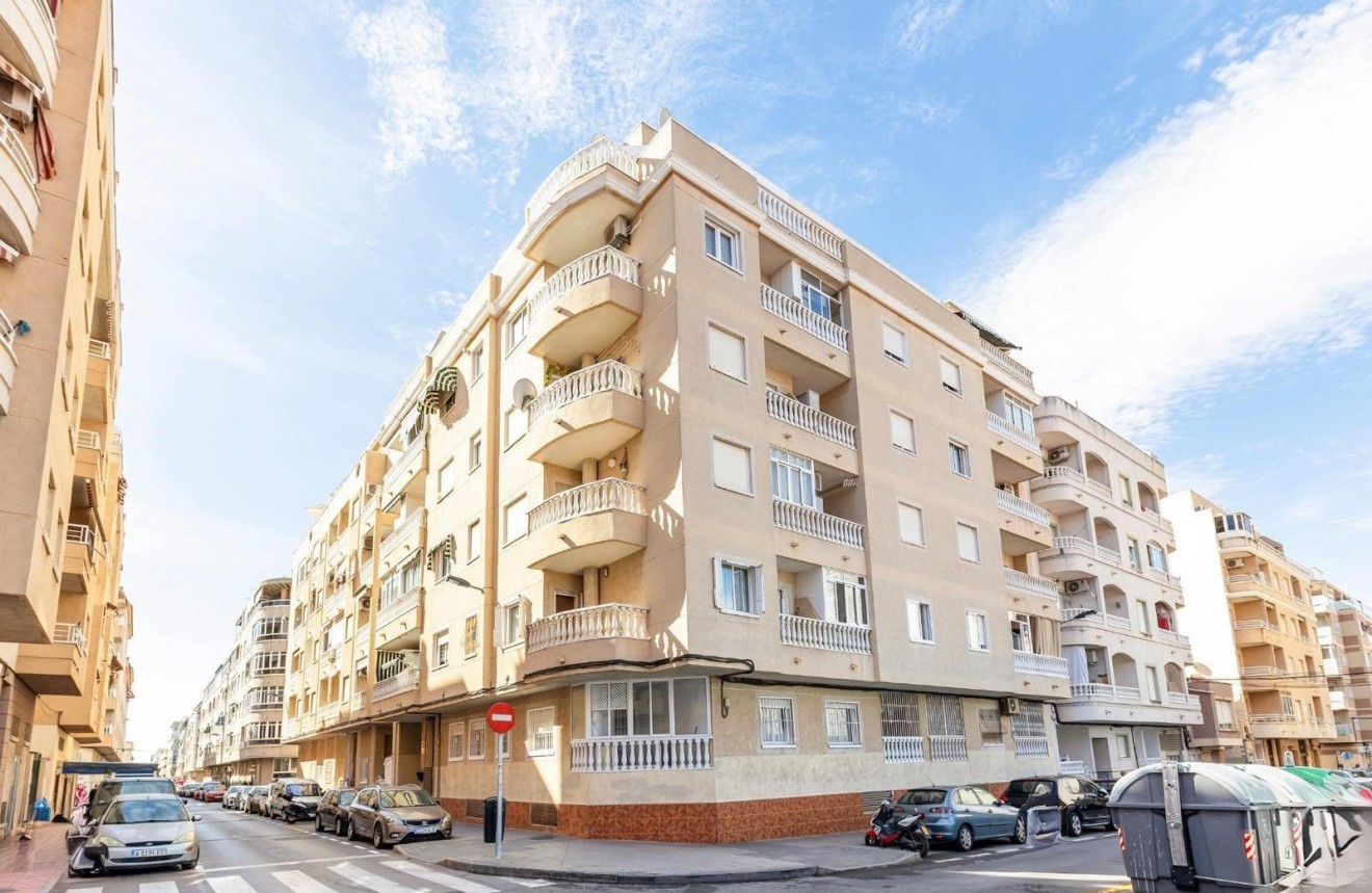 Segunda mano - Apartamento / piso -
Torrevieja - Playa del Cura